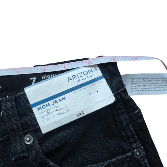 Arizona Shredded Mom Jeans Black High Rise Juniors Size 7 NWT Vintage Style - Picture 5 of 6